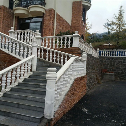 ���̰���