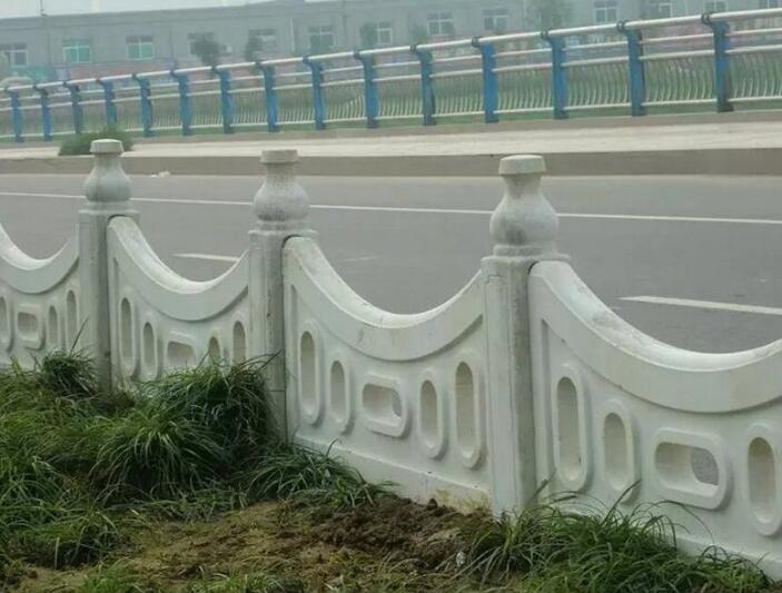 ��ƺ����