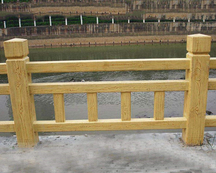 ��ľ����