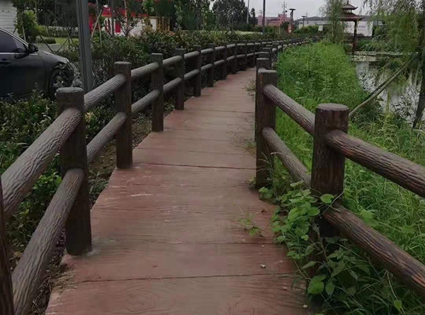 ���̰���